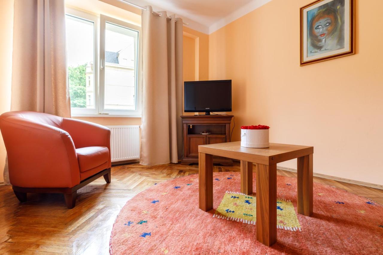 Apartments Tgm 11 Karlovy Vary Exterior foto