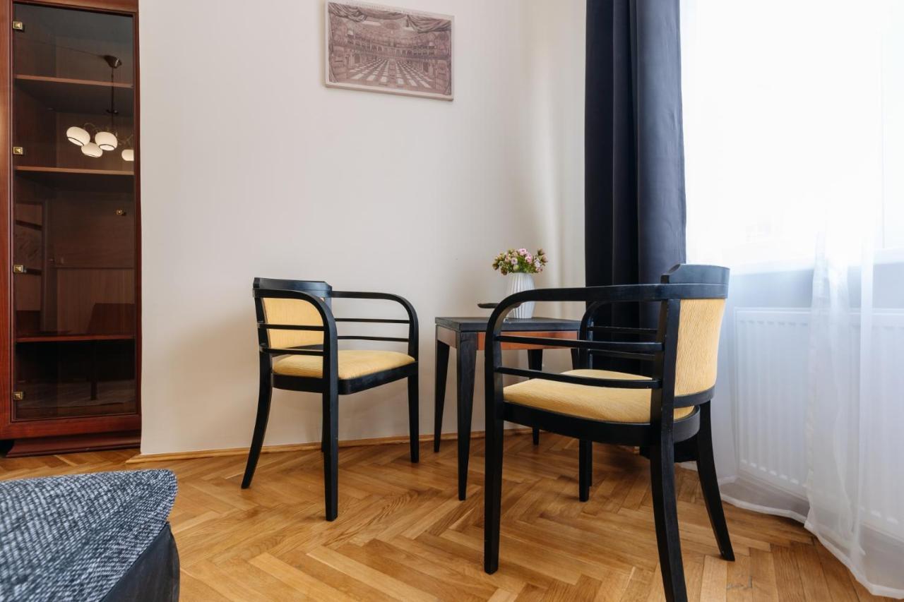 Apartments Tgm 11 Karlovy Vary Exterior foto