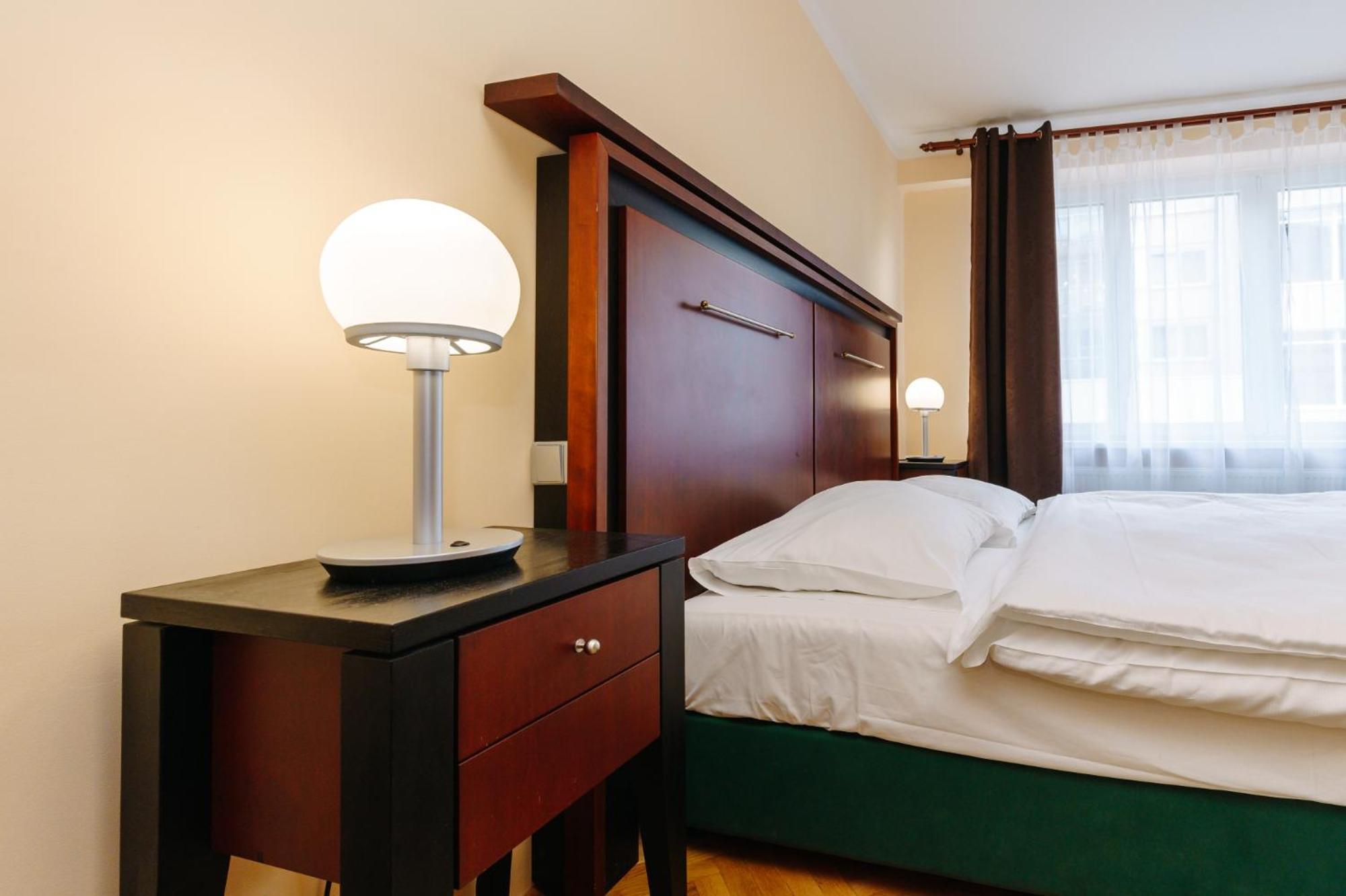 Apartments Tgm 11 Karlovy Vary Quarto foto
