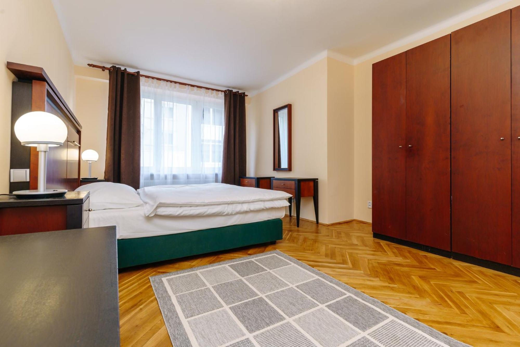 Apartments Tgm 11 Karlovy Vary Quarto foto