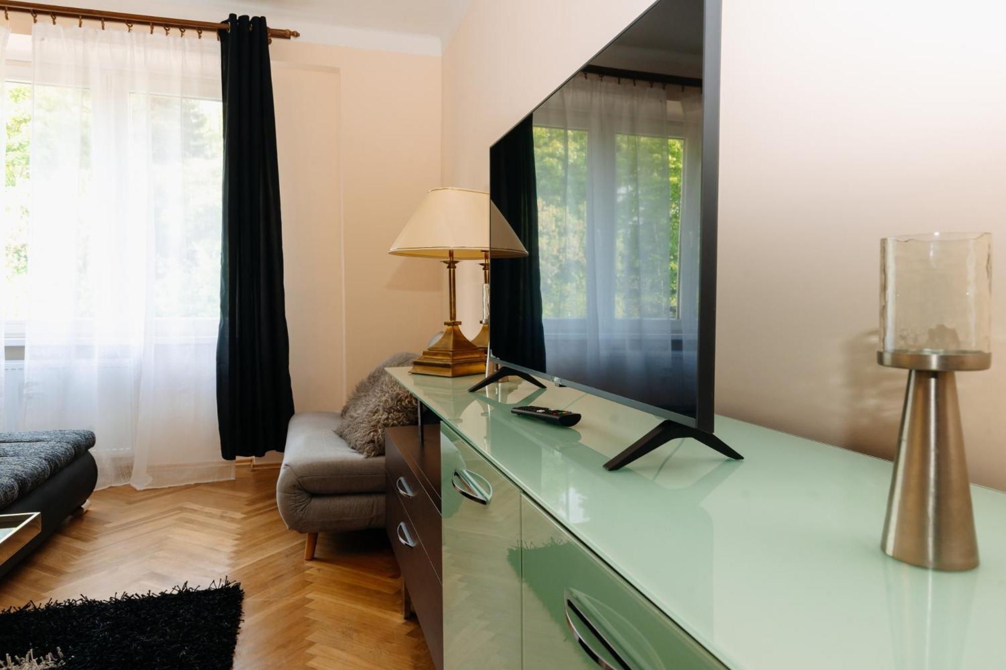 Apartments Tgm 11 Karlovy Vary Exterior foto